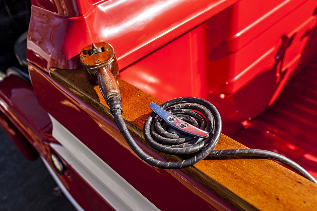 xe lội nước Corphibian