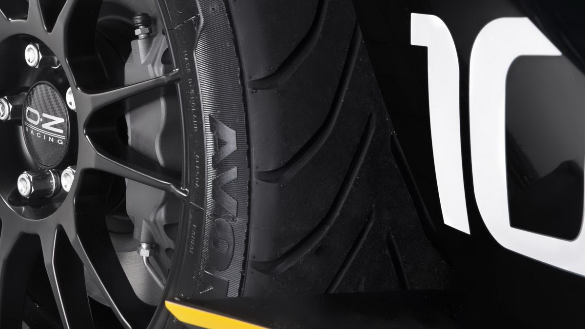 xe thể thao Zenos E10 R