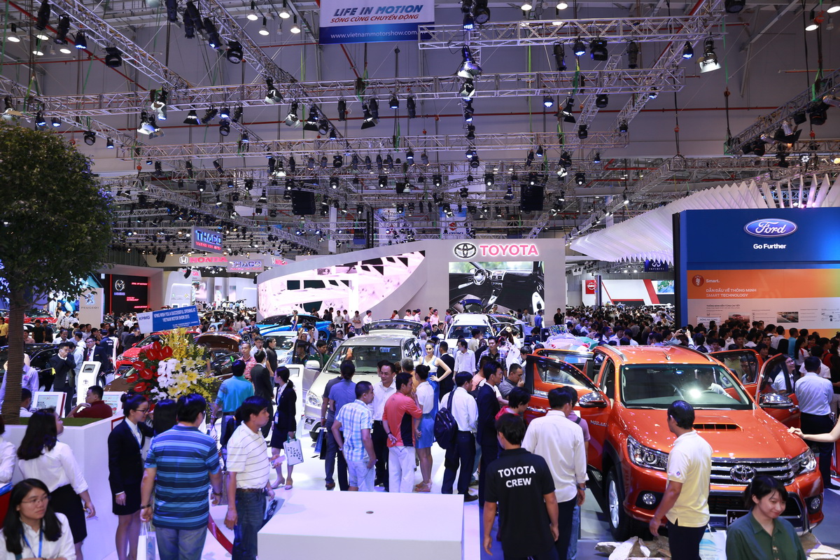 những sư kiện ô tô xe máy 2015 những sư kiện ô tô xe máy 2015