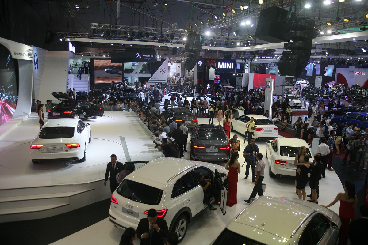 những sư kiện ô tô xe máy 2015 những sư kiện ô tô xe máy 2015