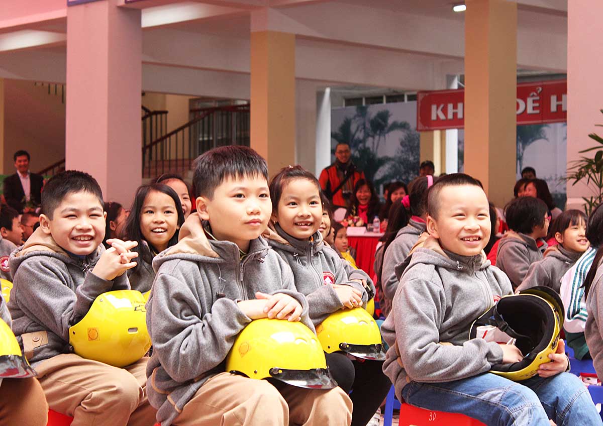 GM việt nam tặng mũ bảo hiểm