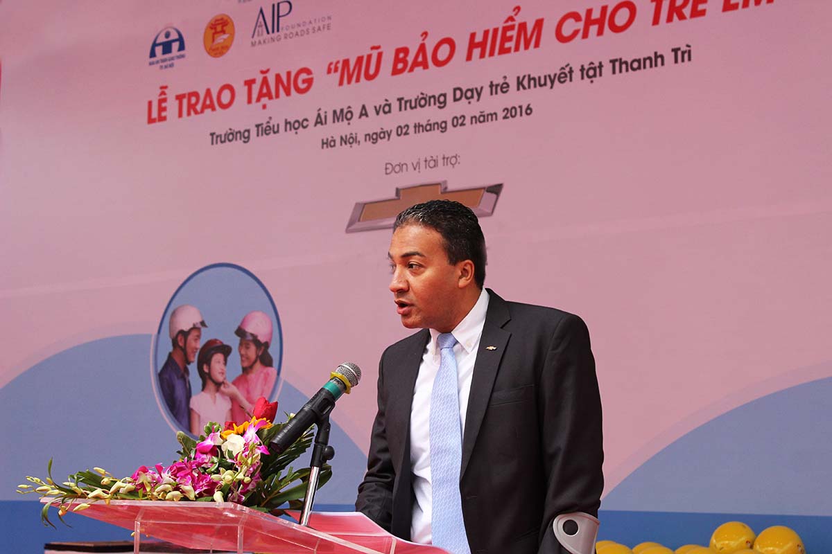 GM việt nam tặng mũ bảo hiểm