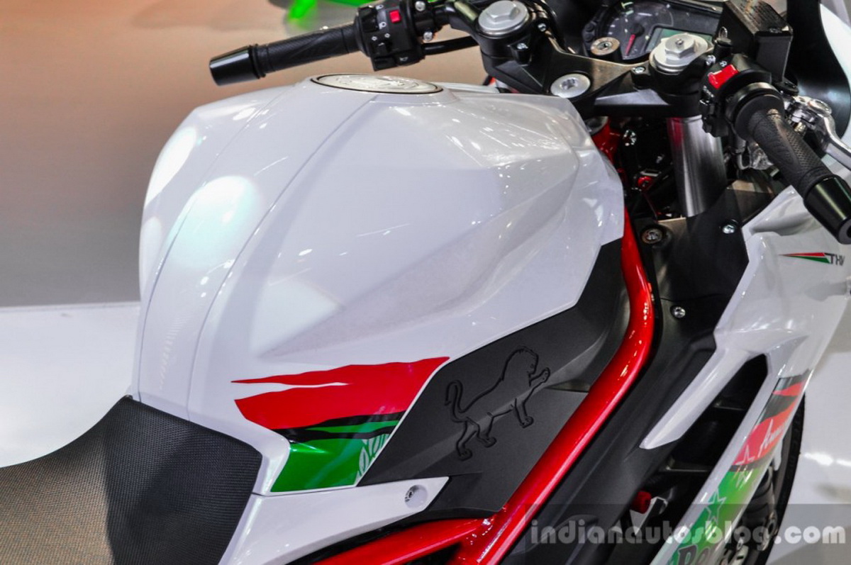 bình xăng Benelli Tornado 300