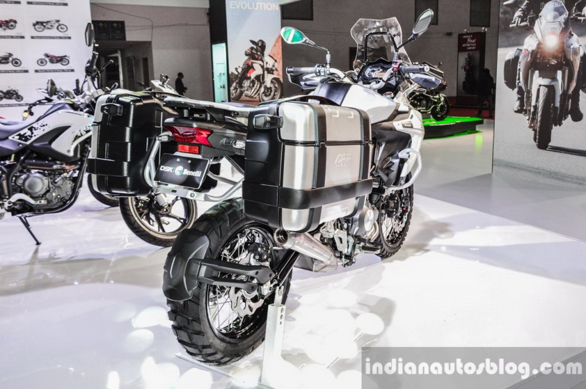 phần sau Benelli TRK 502