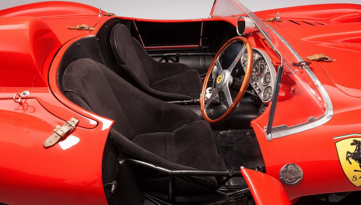 nội thất ferrari 335 S Scagliett 1957