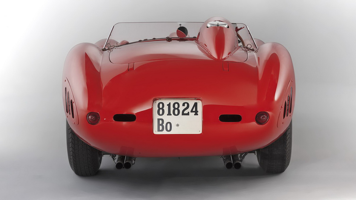 phần sau của ferrari 335 S Scagliett 1957