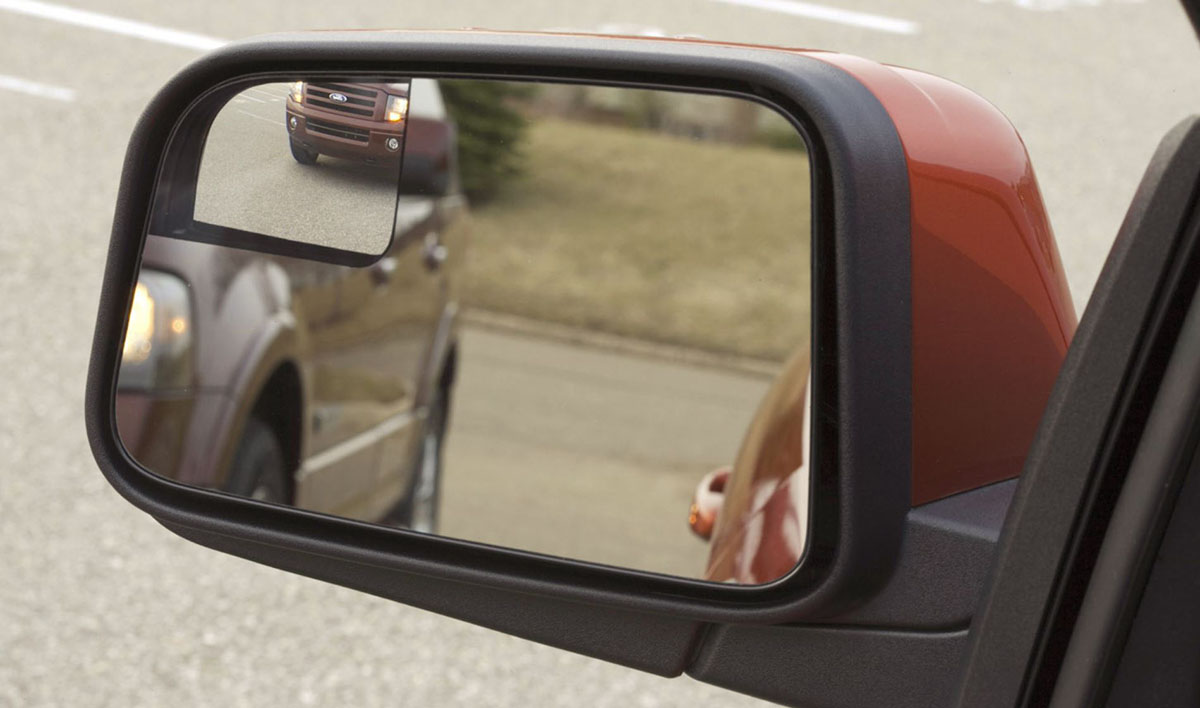 xử lý điểm mù khi lái xe cách xử lý điểm mù khi lái xe