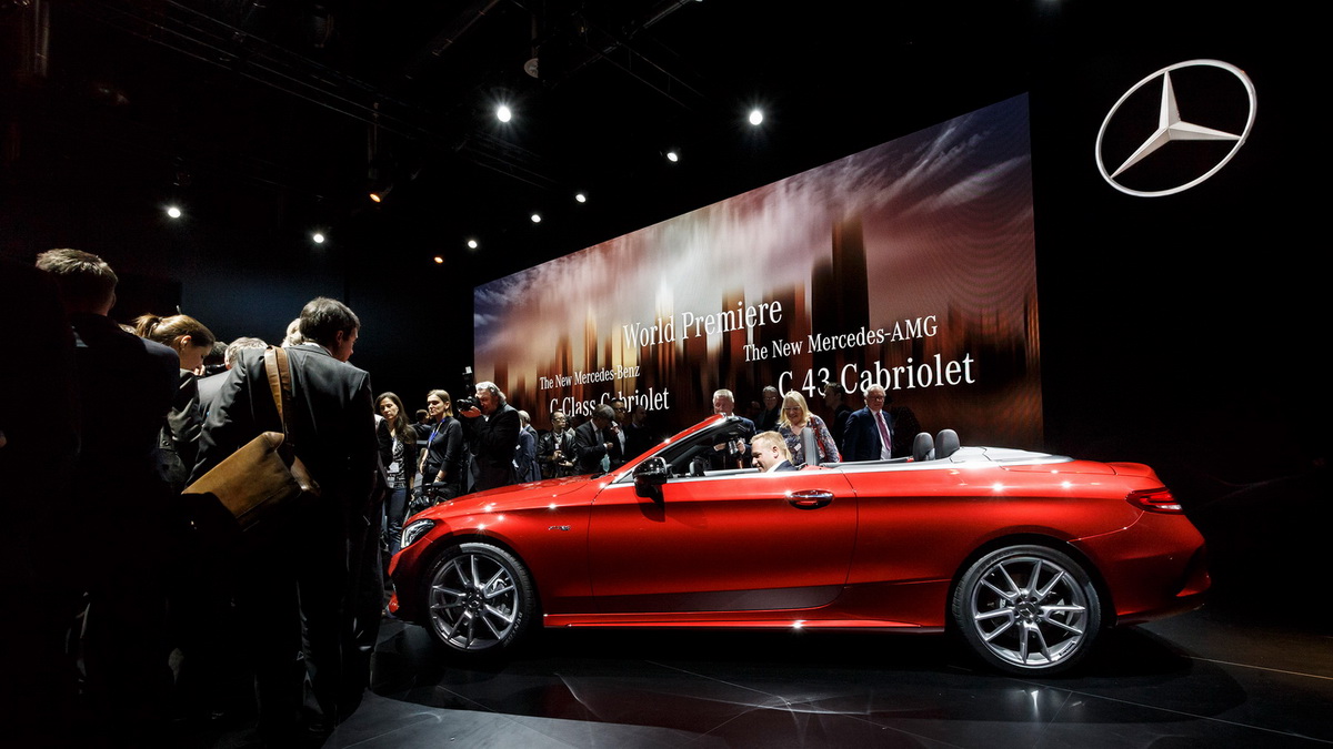 Mercedes-Benz C43 AMG 4MATIC mui trần tại triển lãm ô tô geneva 2016