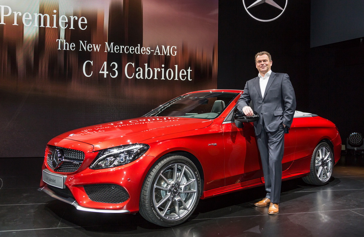 ra mắt Mercedes-Benz C43 AMG 4MATIC mui trần