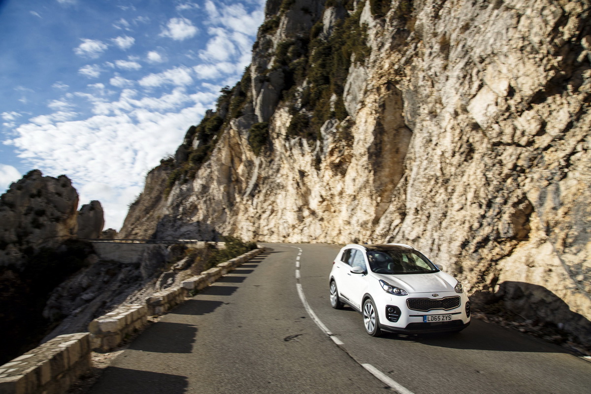 vận hành kia sportage 2016