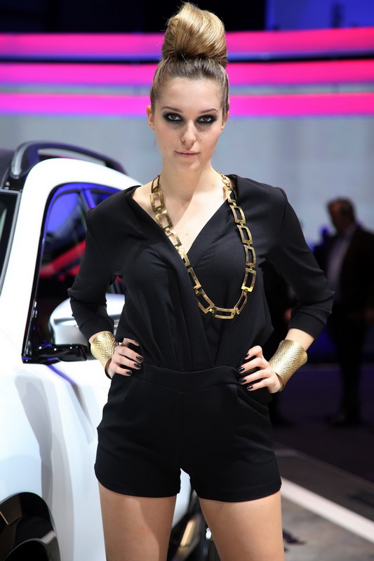 người đẹp geneva motor show 2016 vẻ sexy người đẹp geneva motor show 2016