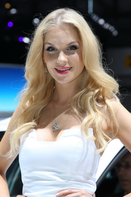 người đẹp geneva motor show 2016 săc đẹp của người đẹp geneva motor show 2016