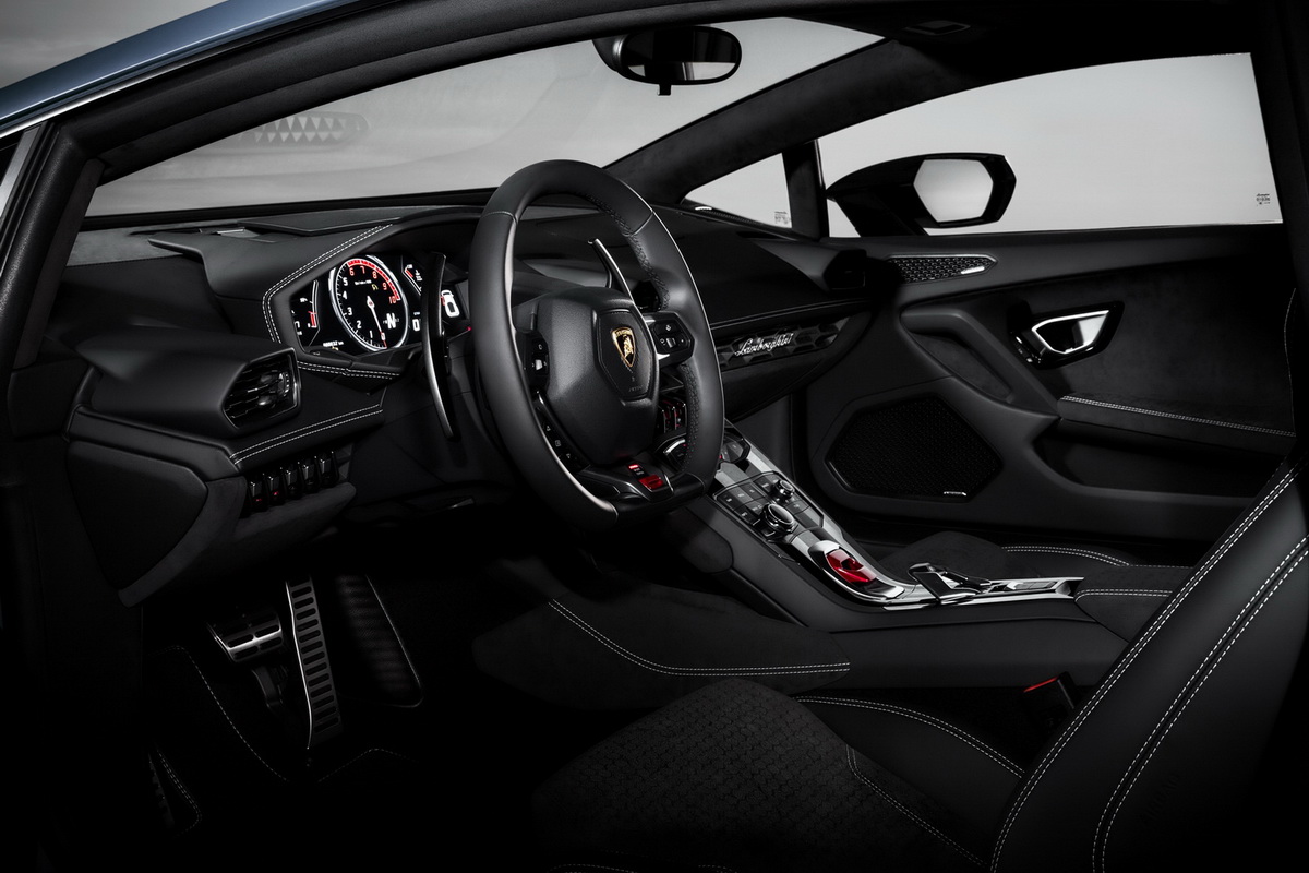 Lamborghini Huracan Avio cabin Lamborghini Huracan Avio