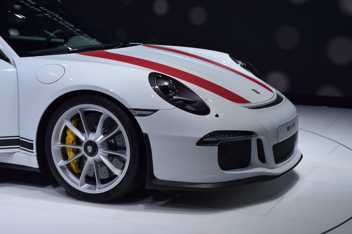 đầu xe Porsche 911 R 2017 tại geneva motor show 2016