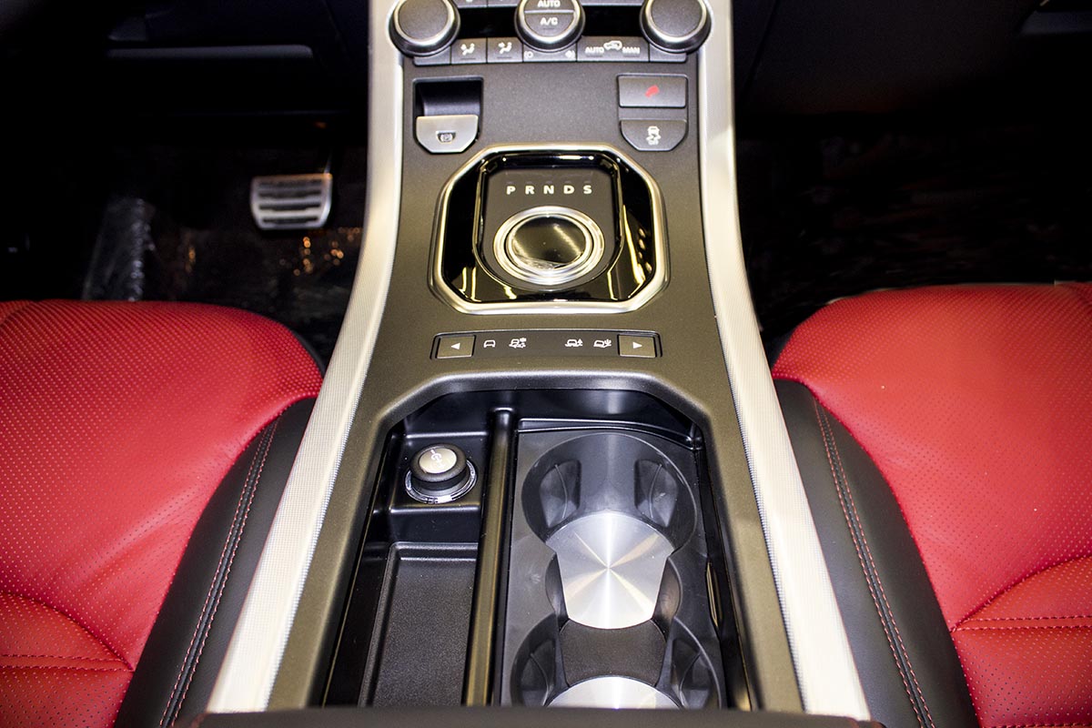 bệ số range rover 2016 ra mắt tại việt nam