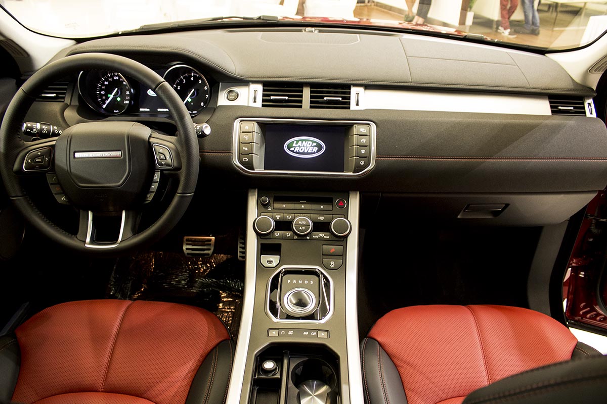 nội thất range rover 2016 ra mắt tại việt nam