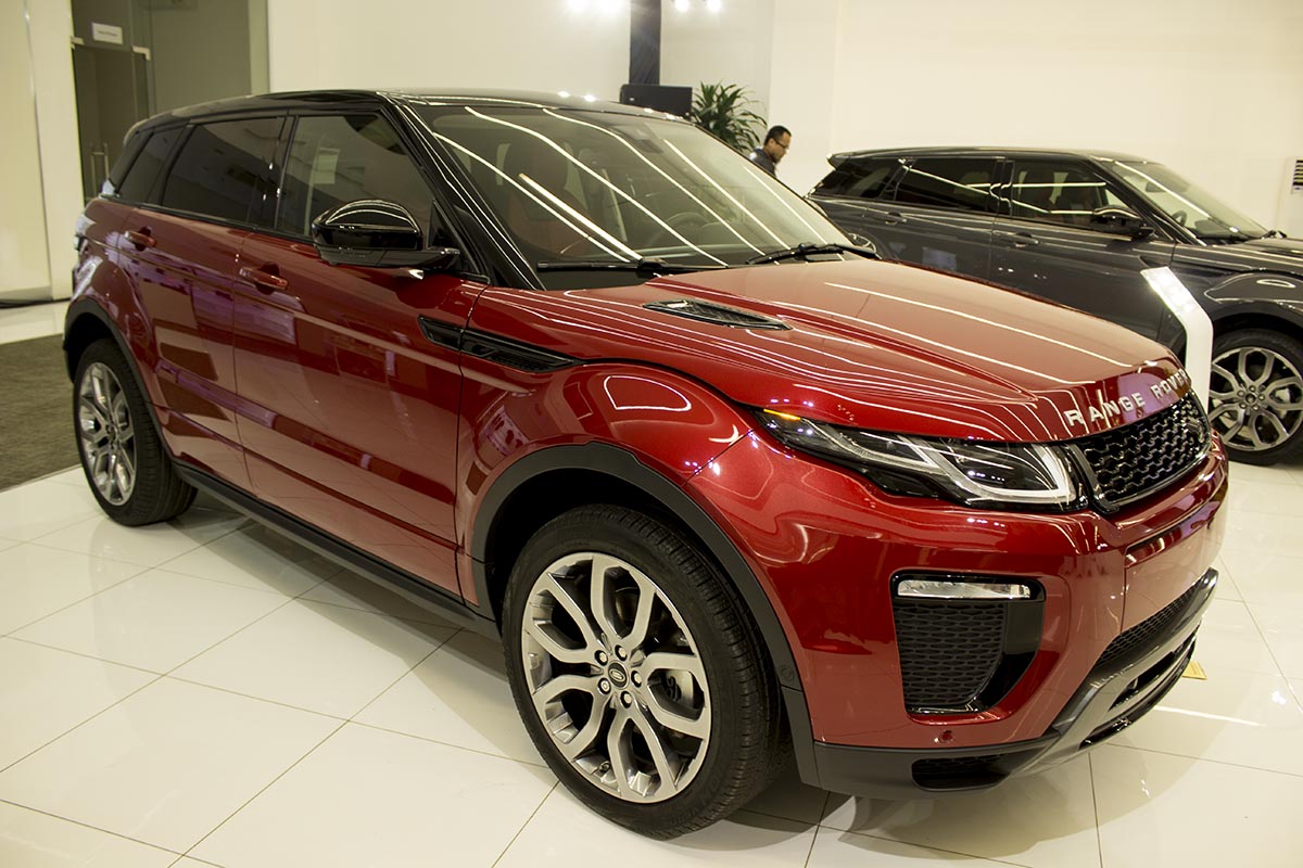 những hình ảnh range rover 2016 ra mắt tại việt nam