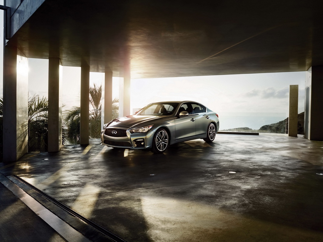 infiniti Q50 2016 công bố giá bán cho hai phiên bản động cơ