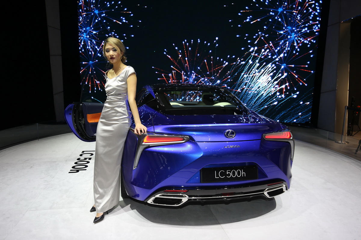 lexus LC500h lexus LC500h đã có màn ra mắt tại geneva motor show 2016
