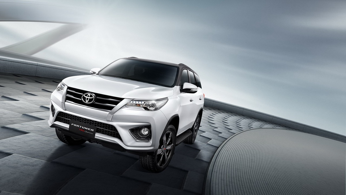 toyota fortuner TRD Sportivo 2016 toyota fortuner TRD Sportivo 2016 ra mắt tại thái lan