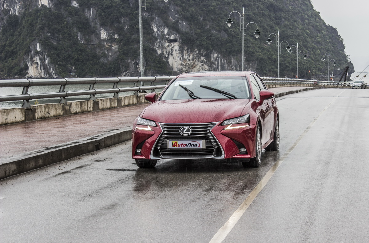 đánh giá lexus gs350 2015 mặt trước đánh giá lexus gs350 2015