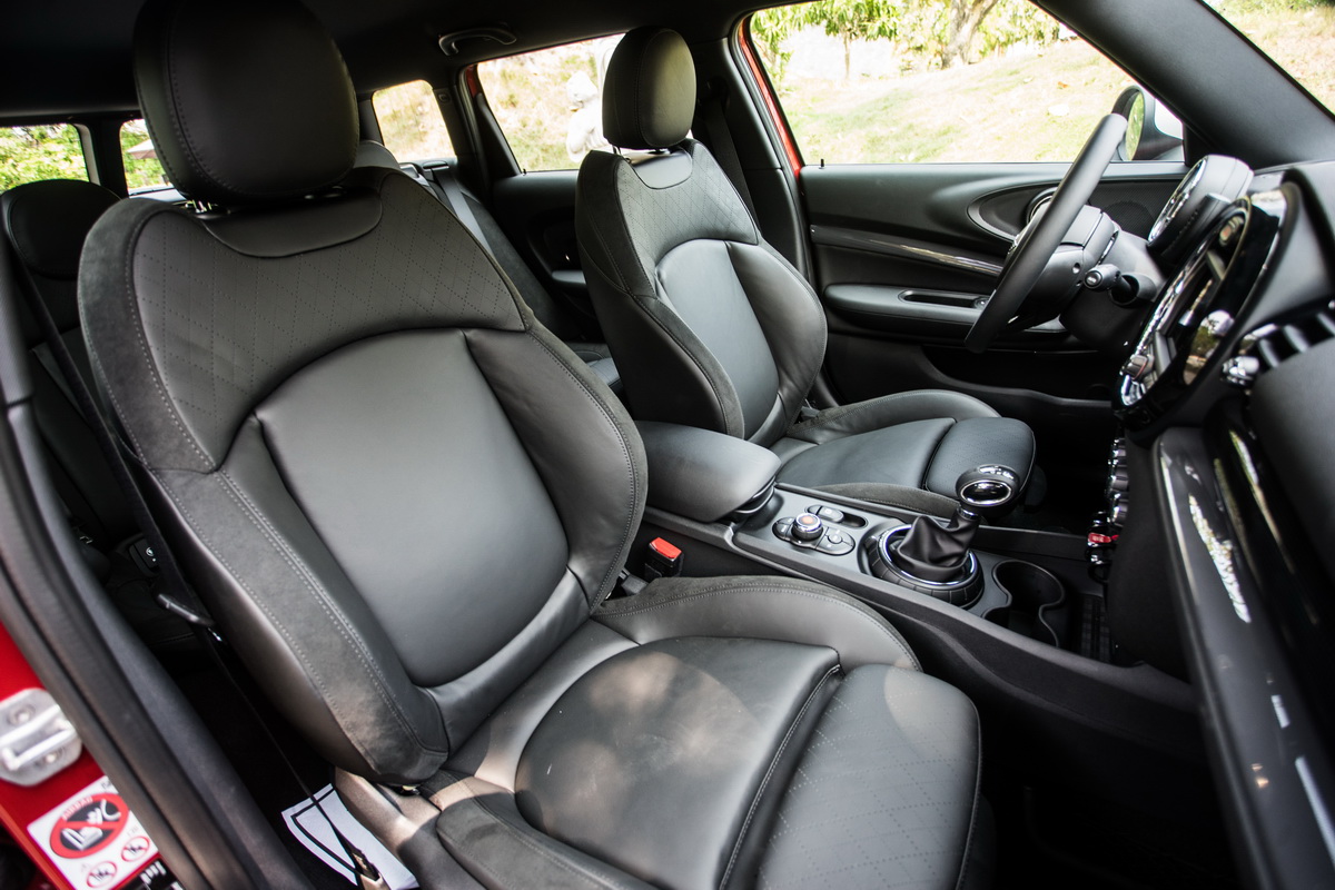 khoang lái mini clubman 2016 tại việt nam