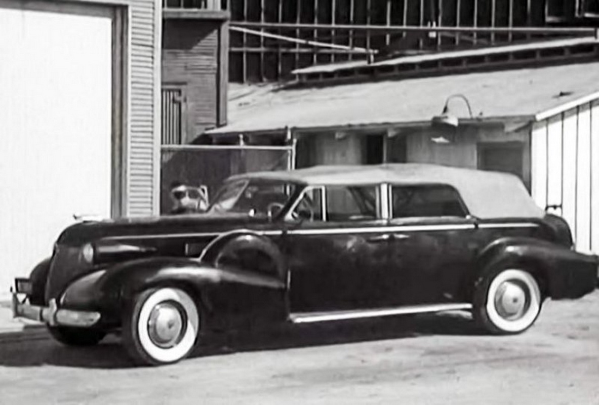 siêu xe của người dơi siêu xe của người dơi đầu tiên