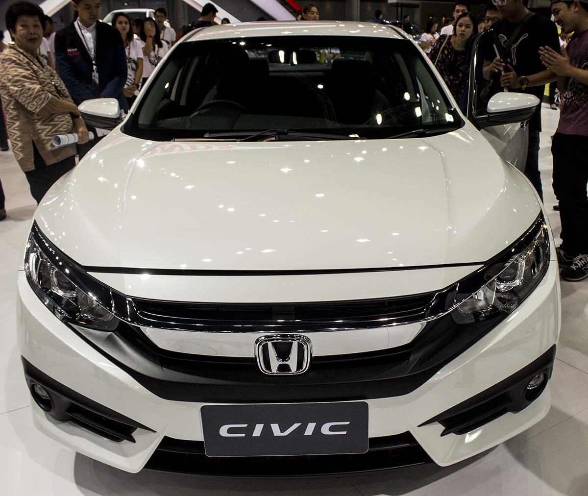 mặt trước honda civic 2016 tại Bangkok Motor Show