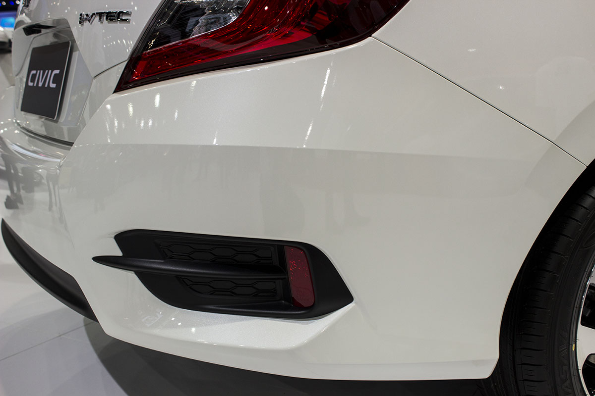 honda civic 2016 tại Bangkok Motor Show cận cảnh mặt sau honda civic 2016 tại Bangkok Motor Show
