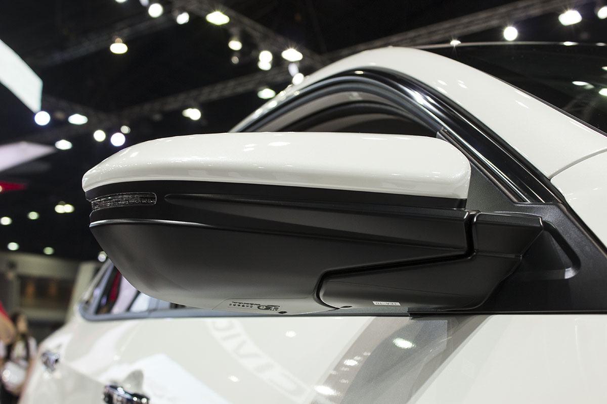gương chiếu hậu hai bên honda civic 2016 tại Bangkok Motor Show