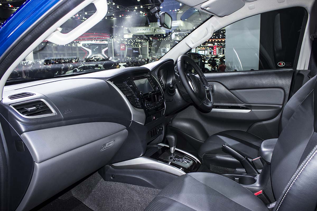 nội thất mitsubishi triton GLS Limited Edition