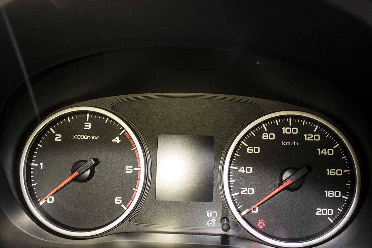 màn đồng hồ mitsubishi triton GLS Limited Edition