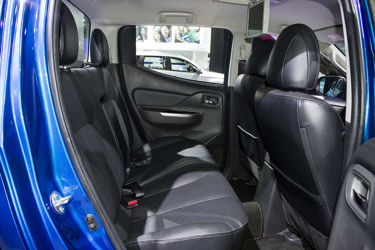 khoang sau mitsubishi triton GLS Limited Edition