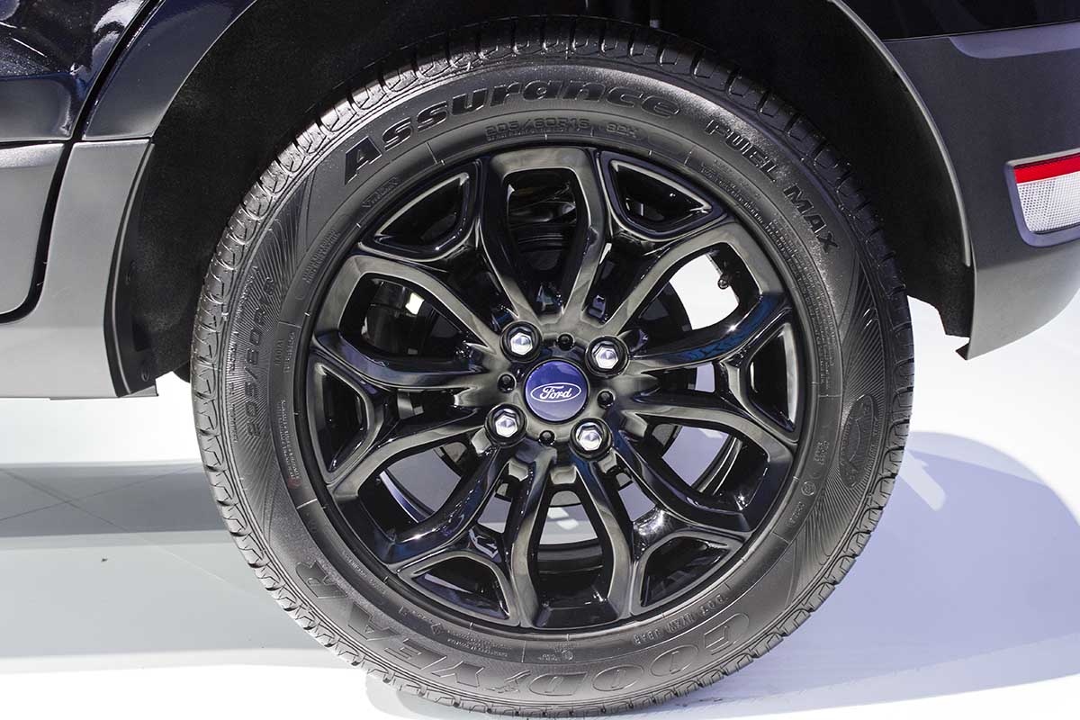 ford ecosport black edtion tại bangkok motor show 2016 bánh xe ford ecosport black edtion tại bangkok motor show 2016