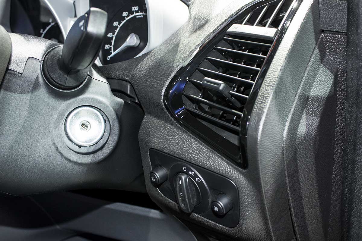 ford ecosport black edtion tại bangkok motor show 2016 ổ khóa khởi động ford ecosport black edtion tại bangkok motor show 2016