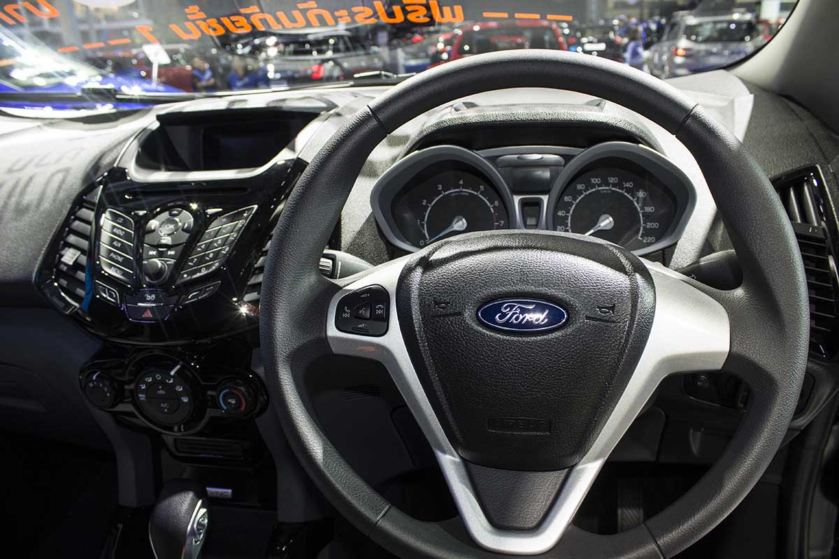 ford ecosport black edtion tại bangkok motor show 2016 vô lăng ford ecosport black edtion tại bangkok motor show 2016