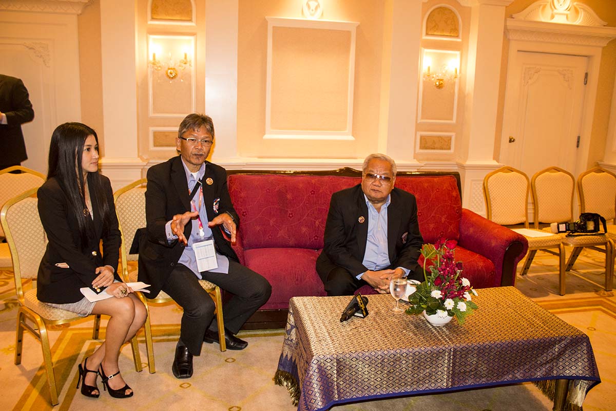 tiến sĩ Prachin Eamlumnow - nhà sáng lập triển lãm Bangkok Motor Show 2016 hình ảnh họp báo cùng tiến sĩ Prachin Eamlumnow - nhà sáng lập triển lãm Bangkok Motor Show 2016