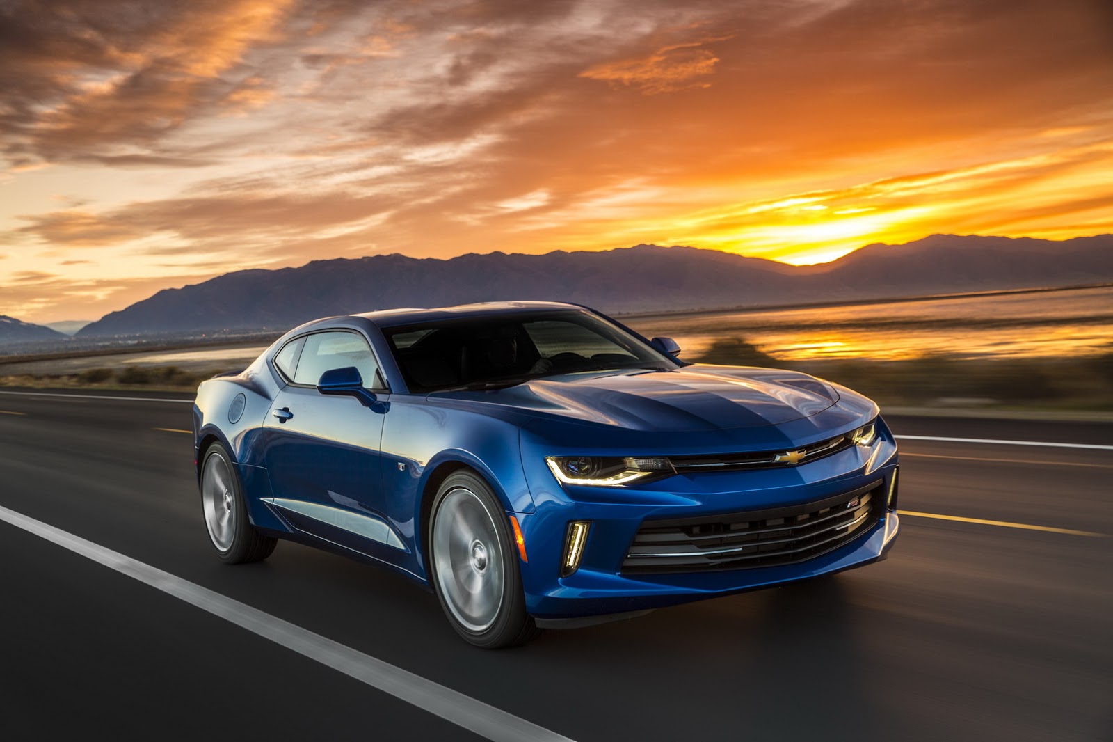chevrolet camaro 2016 tại mỹ mặt trước chevrolet camaro 2016 tại mỹ