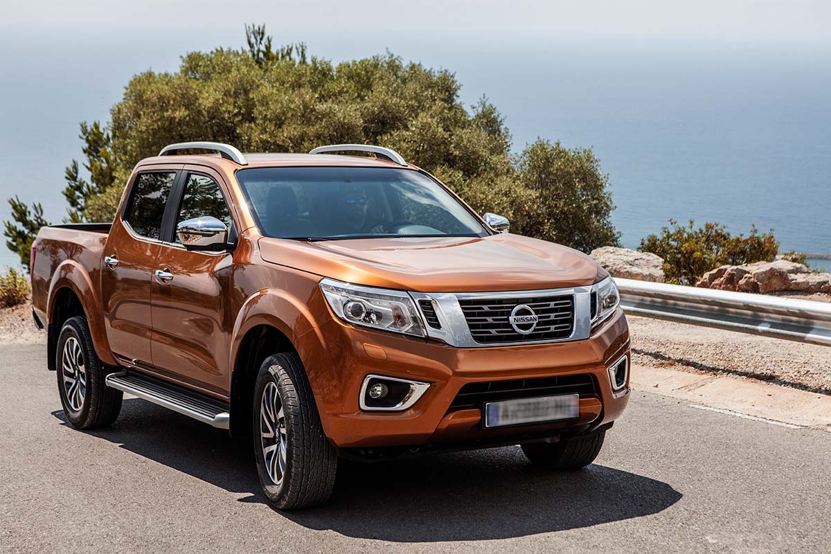nissan np300 navara mới sô tự động 1 cầu hình ảnh nissan np300 navara mới sô tự động 1 cầu