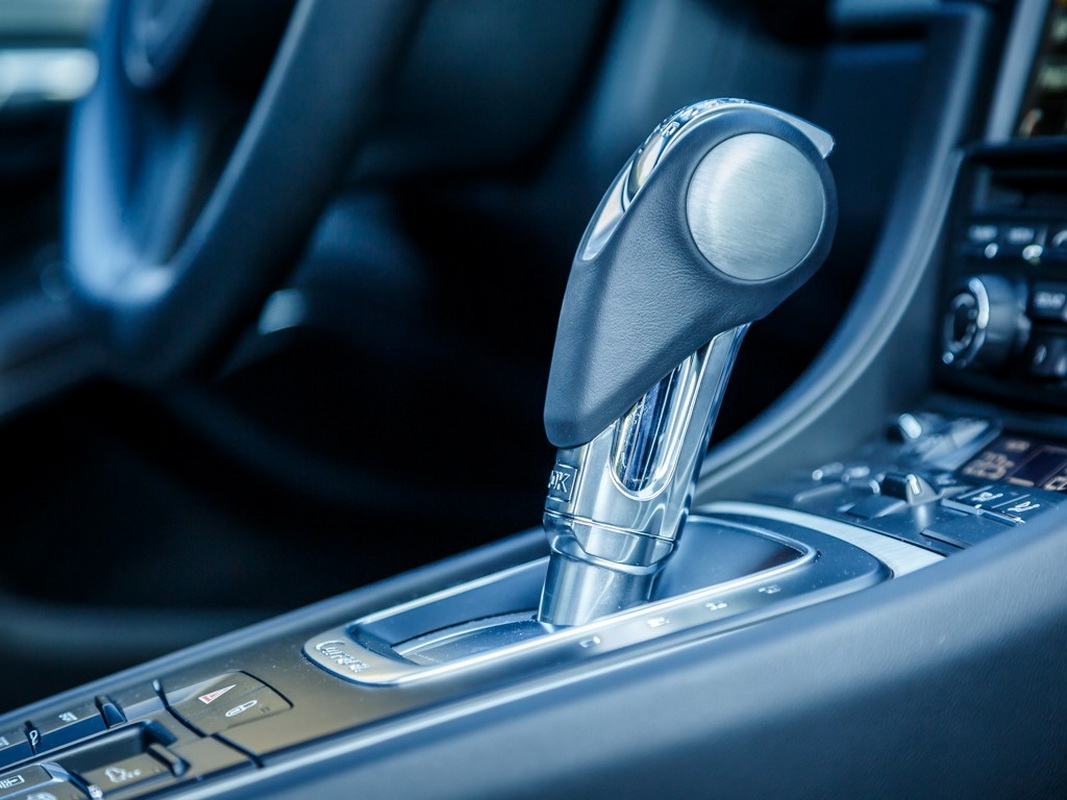 cần số Porsche 911 phiên bản kỷ niệm 50 năm