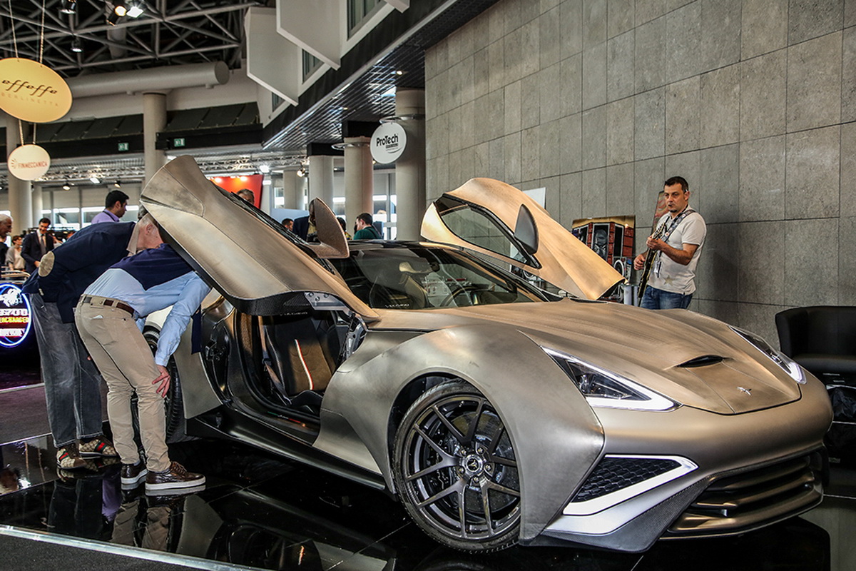 triển lãm hạng sang Top Marques Monaco 2016 siêu xe vỏ titan tại triển lãm hạng sang Top Marques Monaco 2016