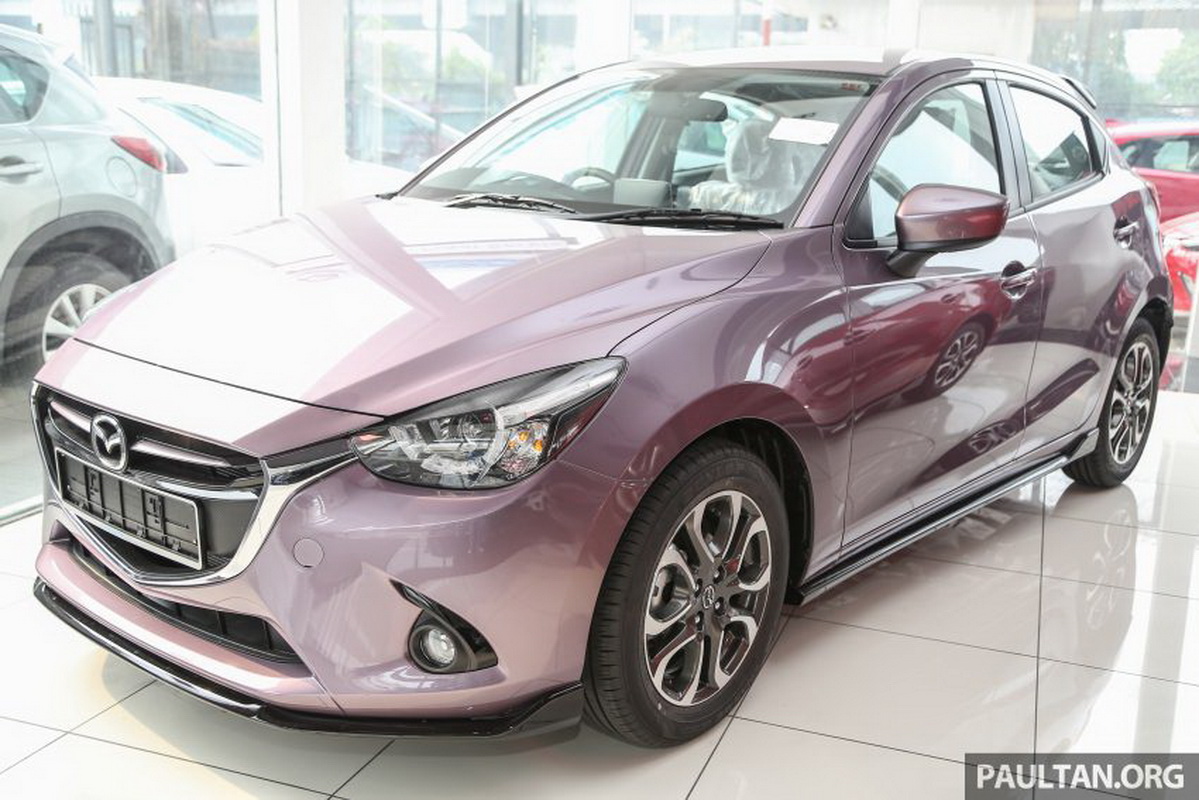 ảnh màu xe mazda2 và cx-3 mới