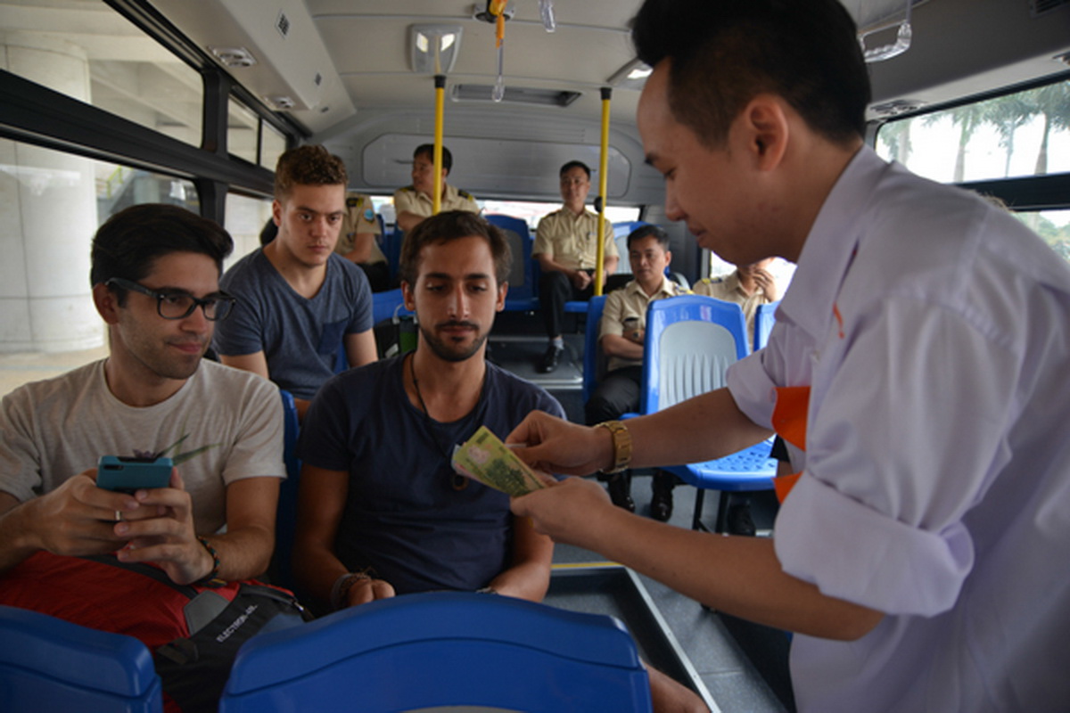 xe buýt cao cấp nội thành hà nội đến nội bài thi tiền trên xe buýt cao cấp nội thành hà nội đến nội bài