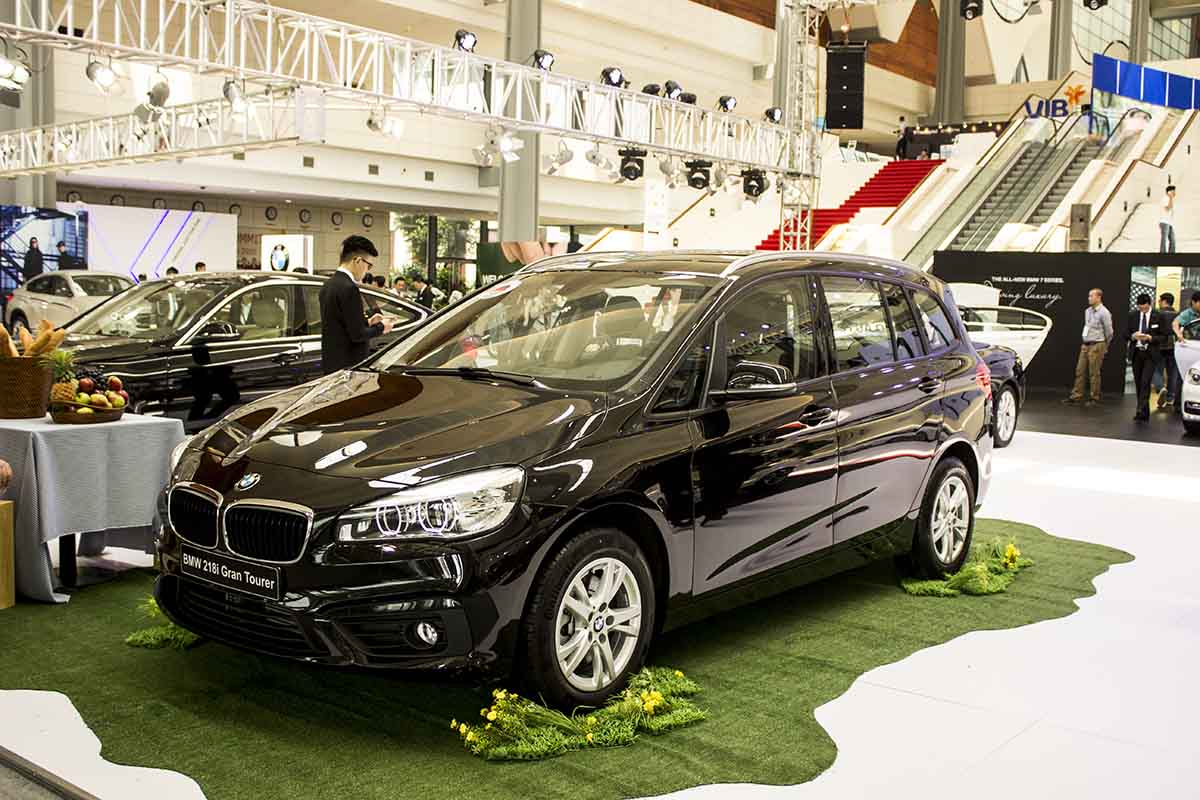 khai mạc triển lãm BMW World Vietnam 2016 xe bmw 2 series gran tourer