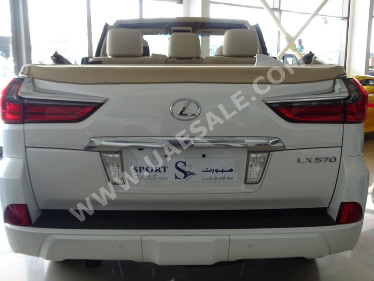 lexus lx570 mui trần đuôi xe lexus lx570 mui trần