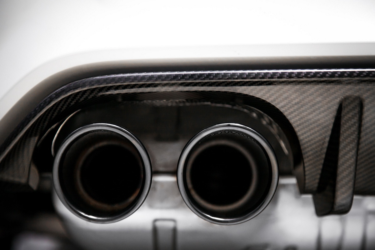 ống xả BMW M4 Competition Sport