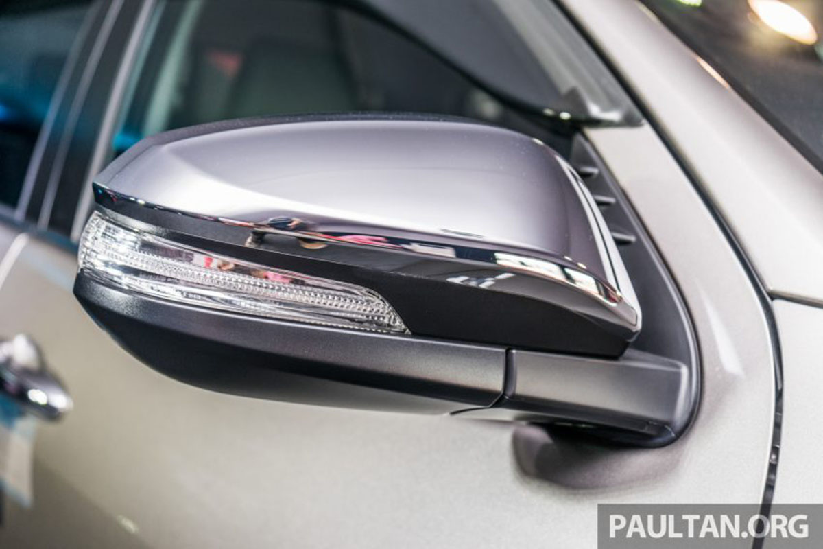 gương Toyota Hilux 2016