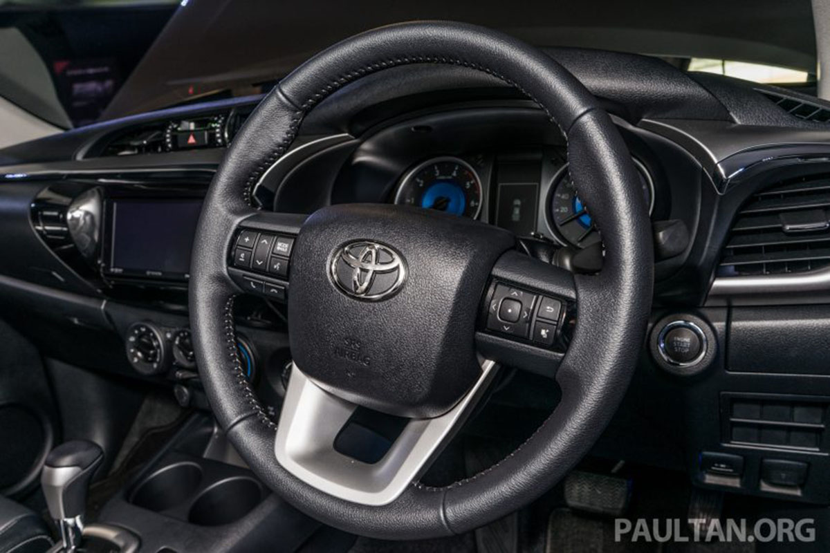 vô lăng Toyota Hilux 2016