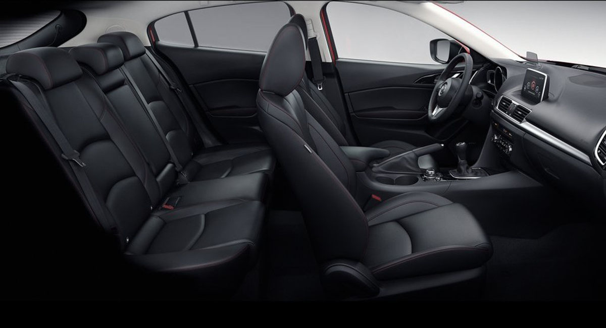 so sánh mazda3 và chevrolet cruze không gian nội thất mazda3