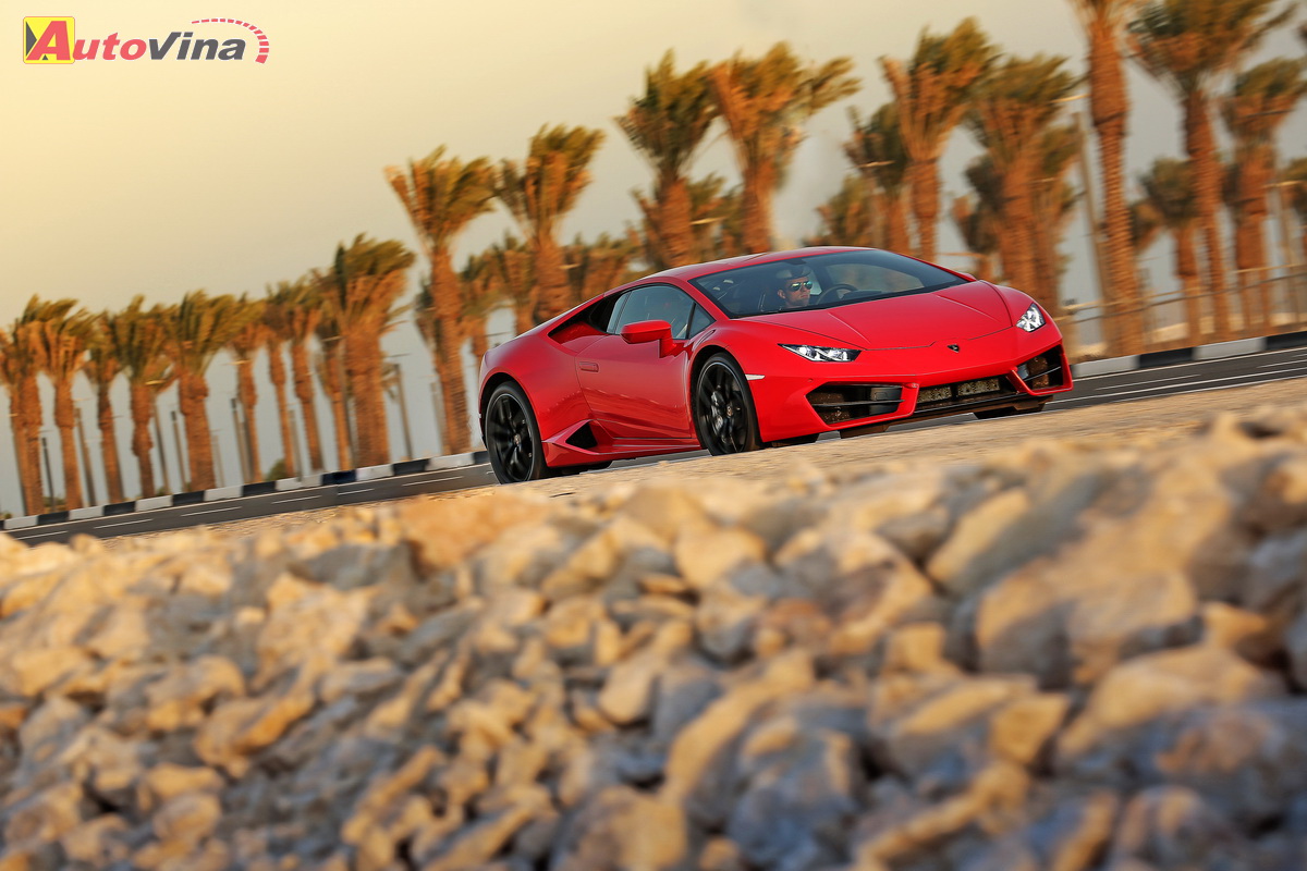 Lamborghini Huracan LP 580-2